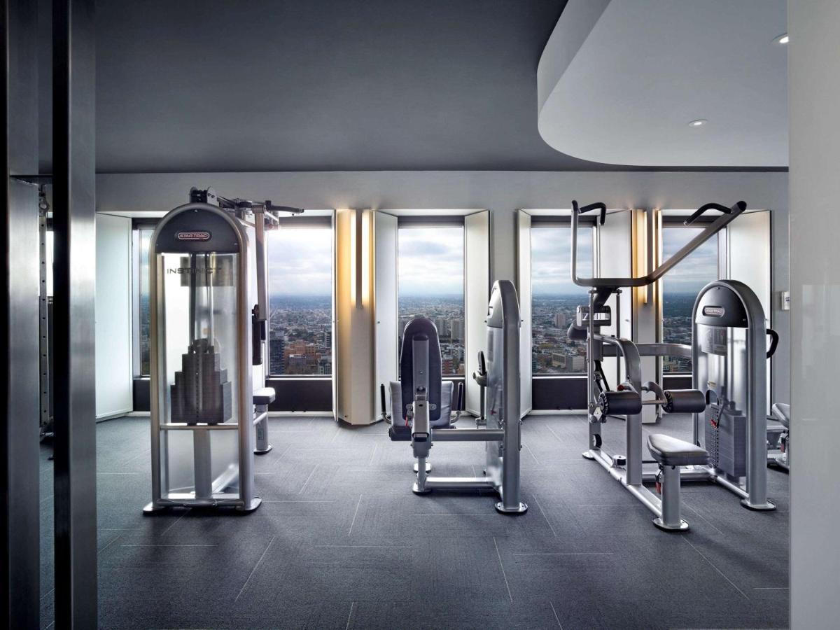 Hotel Sofitel Melbourne On Collins Exterior foto The gym at the 108th floor