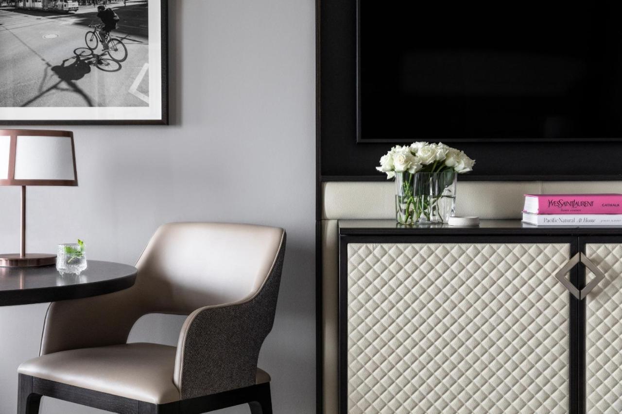 Hotel Sofitel Melbourne On Collins Exterior foto A room at The London West Hollywood