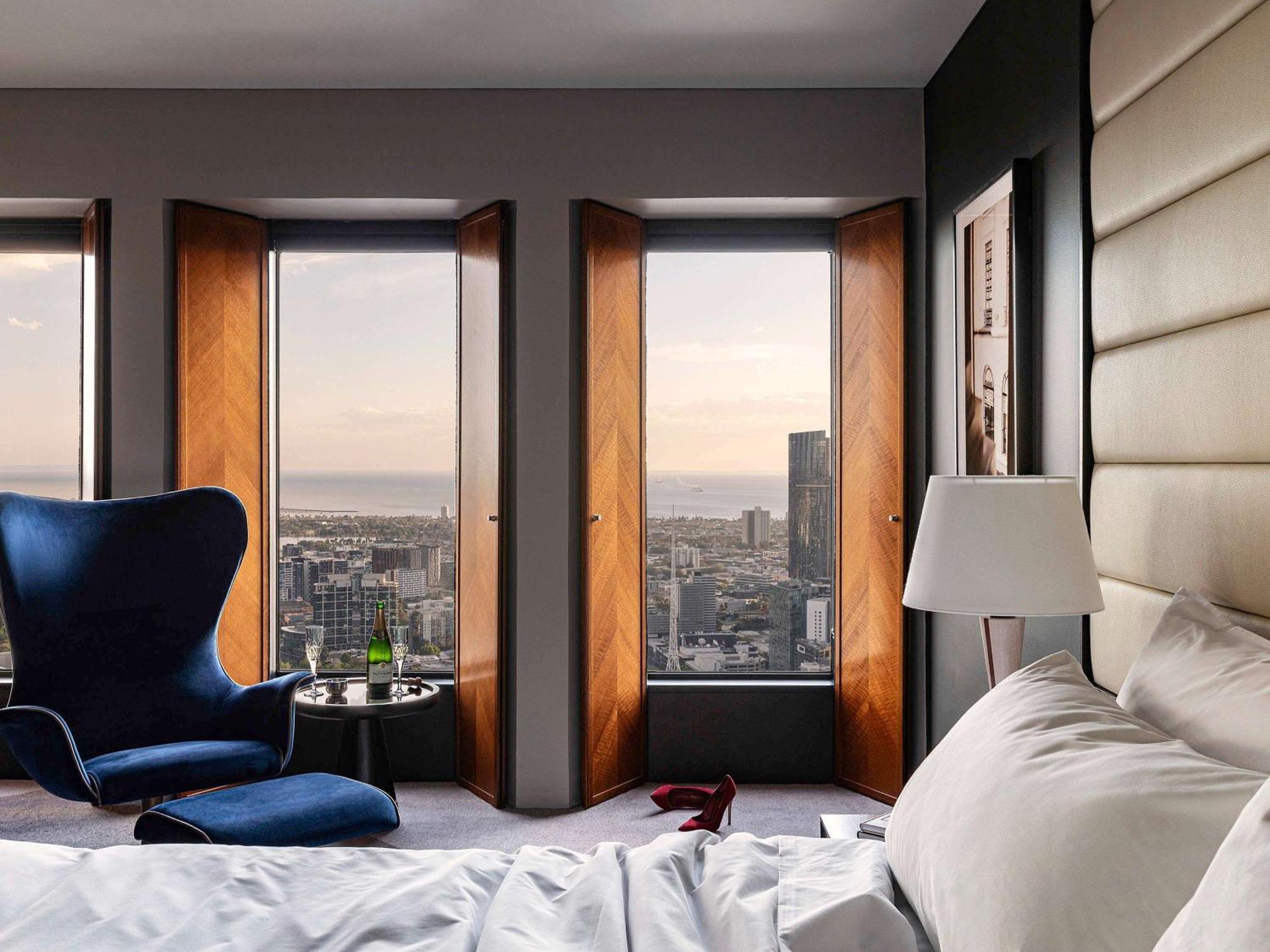 Hotel Sofitel Melbourne On Collins Exterior foto A bedroom at the Ritz-Carlton, Downtown, Los Angeles